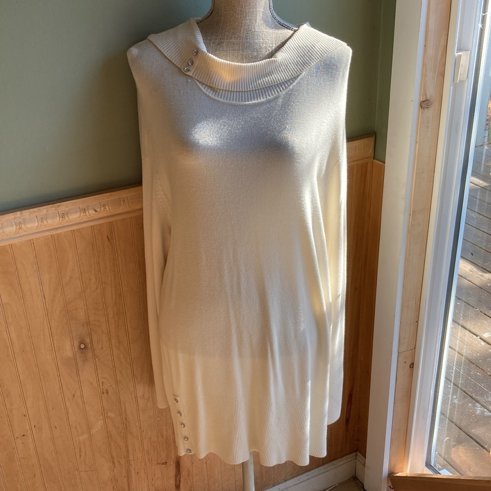 NWT Pierri NY cream cowl neck sweater
